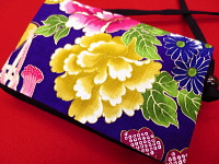 義若オリジナルショルダーポシェット　金彩牡丹と桜　紫